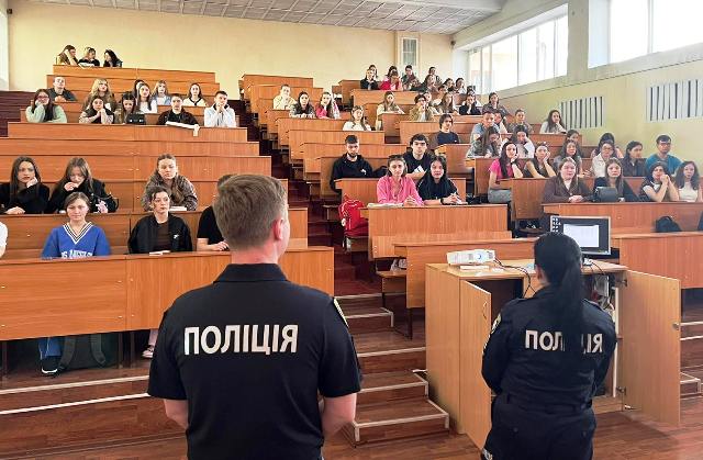 Про важливе зі студентською молоддю